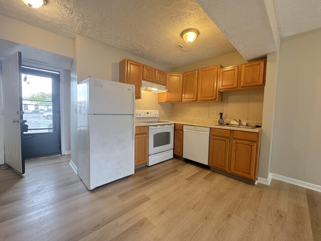 Building Photo - 6551 Santa Cruz Pl