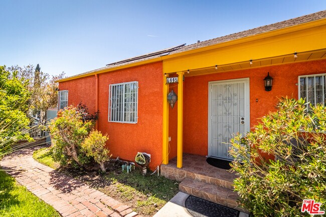 Building Photo - 6445 Tujunga Ave
