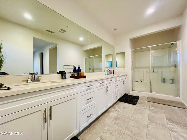 Building Photo - 28747 Jardineras Dr