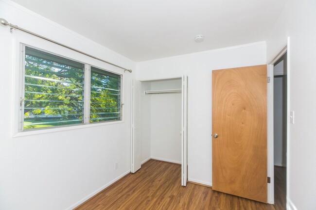 Building Photo - 98-858 Iho Place Unit #B