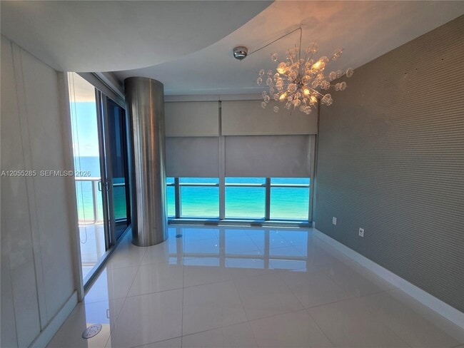 Building Photo - 17121 Collins Ave