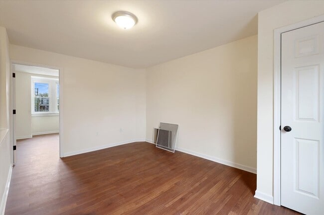 Building Photo - Coming Soon Spacious Four Bedroom Beauty L...