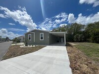 Building Photo - 173 Eland Dr