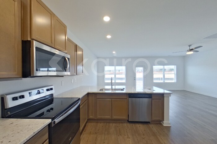 Building Photo - 6121 Taramore Ln NW