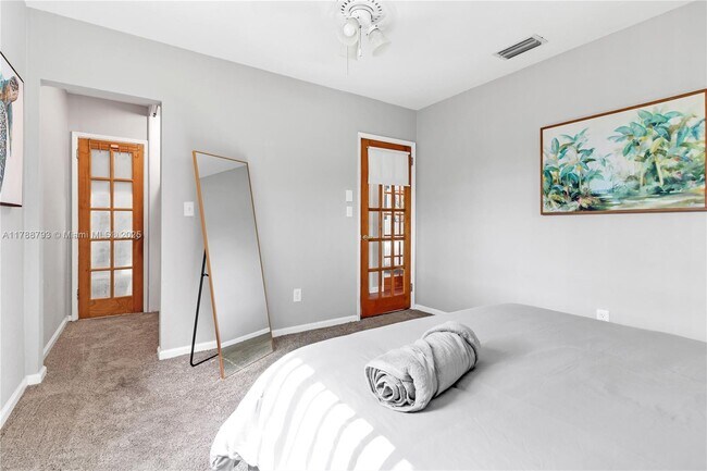 Building Photo - 460 NW 88th Terrace