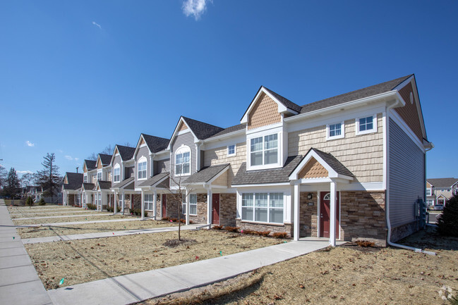 Building Photo - Jefferson Oaks