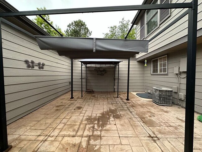 Building Photo - 7105 E Briarwood Dr