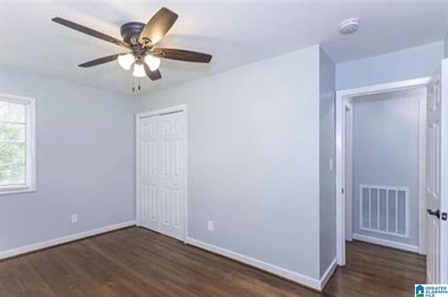 Building Photo - 5000 Scenic View Dr