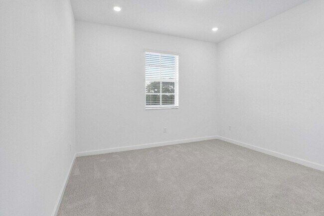 Building Photo - 6843 Cobia Cir