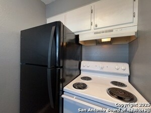 Building Photo - 2802 Lasses Blvd