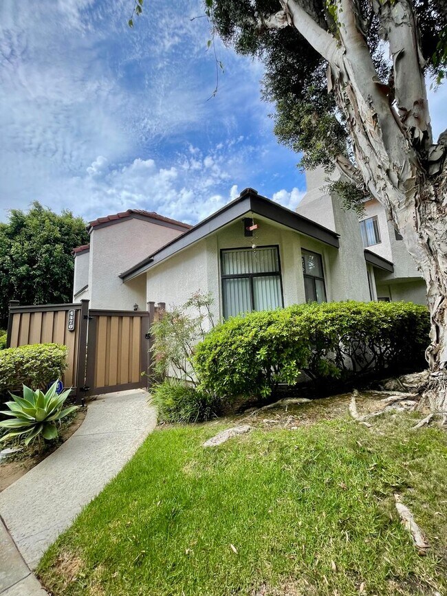 Building Photo - 4470 Emerald St