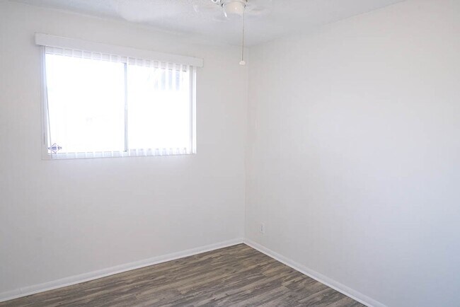 Building Photo - ASU Proximity Meets Comfort in This 4-Bedroom Tempe Home