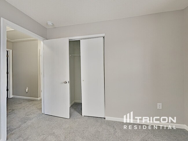 Building Photo - 434 Tribune Dr
