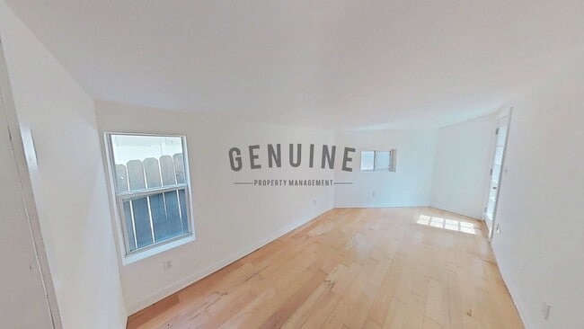 Building Photo - 14832 Kitterman Dr