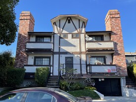 Building Photo - 12630 Mitchell Ave