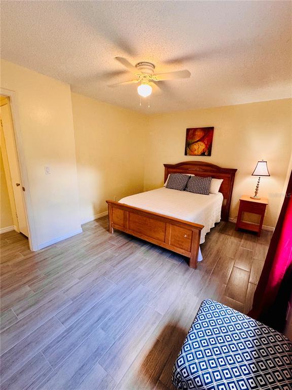 Building Photo - 2208 Valleybrook Ave