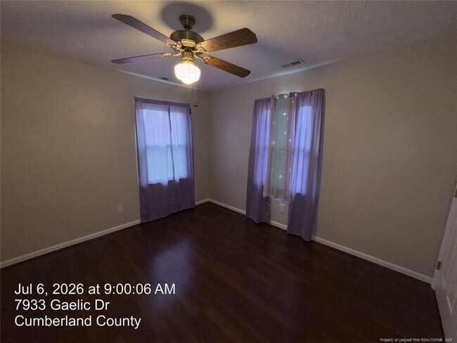 Building Photo - 7933 Gaelic Dr