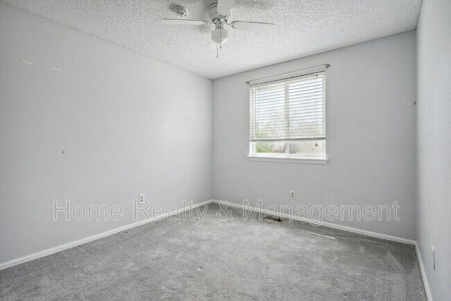 Building Photo - 11516 Depew Way