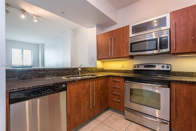 Building Photo - 7350 SW 89th St