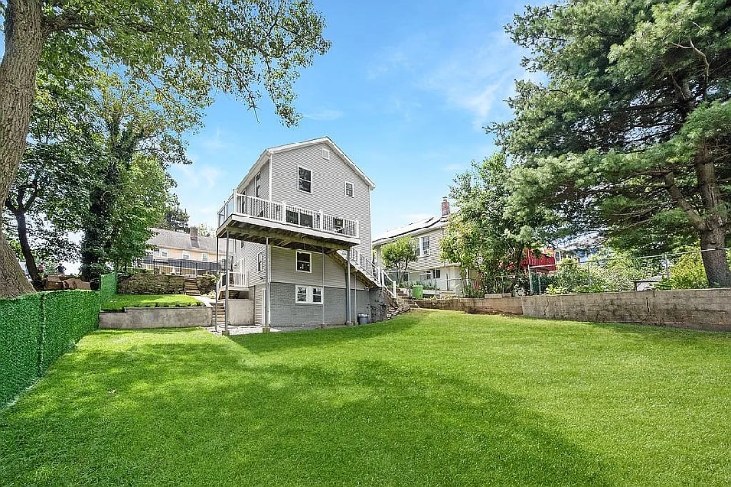 Building Photo - 3 Sylvan Pl