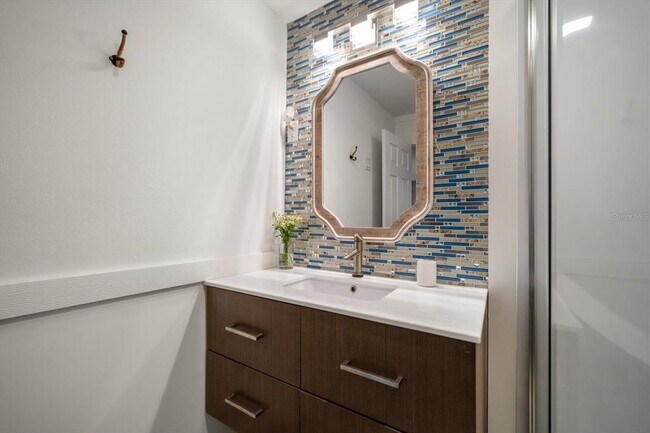 Building Photo - 109 Peterson Ln