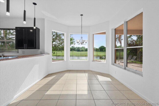 Building Photo - 1831 Waldorf Dr