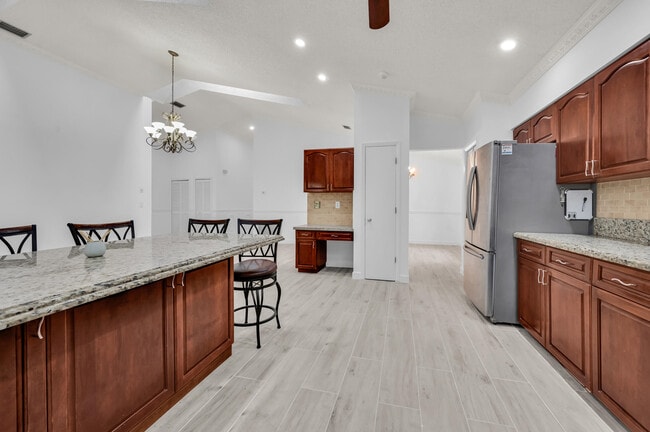 Building Photo - 7619 Silver Woods Ct