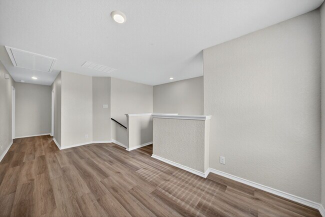 Building Photo - 8203 Rocky Pebble