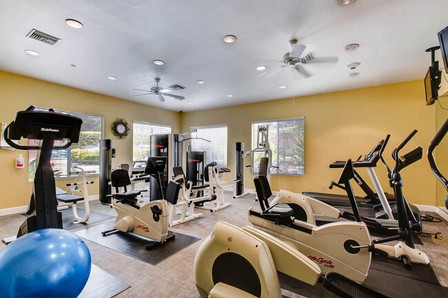 Building Photo - Remodeled 1-Bed Condo -  Prime Carmel Vall...