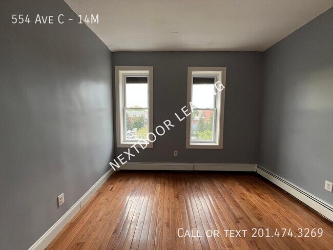 Building Photo - 554 Avenue C