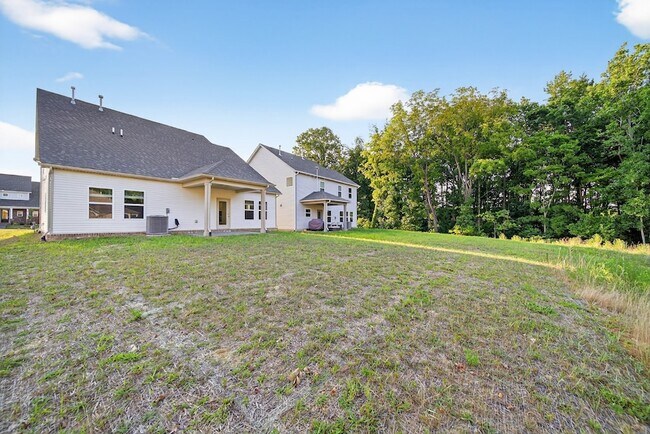 Building Photo - 124 Limbury Ct