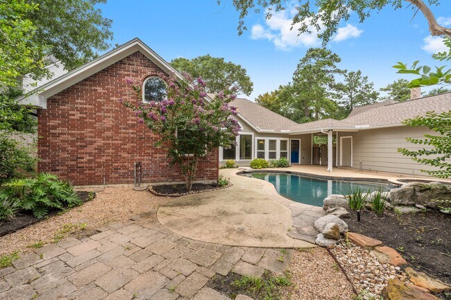 Building Photo - 165 W Shadowpoint Cir