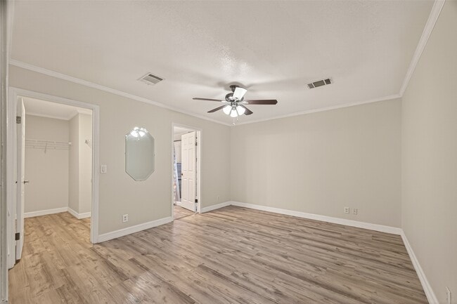 Building Photo - 21415 Sweet Grass Ln