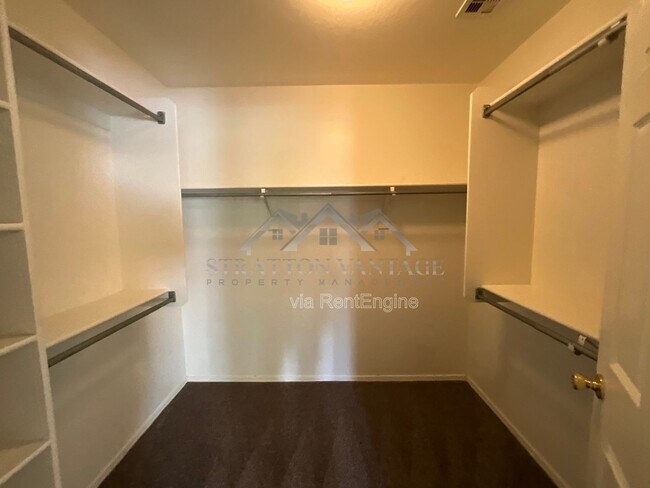 Building Photo - 5313 W Pecan Rd