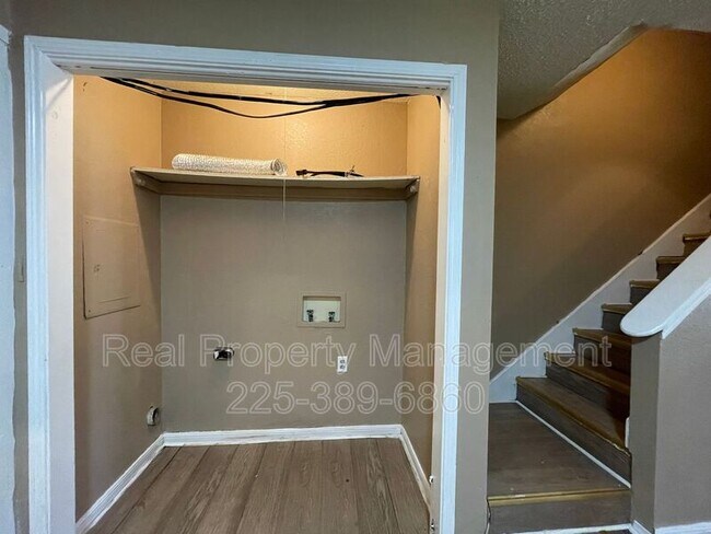 Building Photo - 750 Hospital Rd