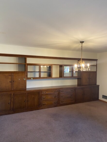 Building Photo - 3241 W 15th St N