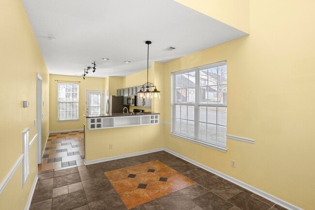 Building Photo - 27 Fawn Creek Pass