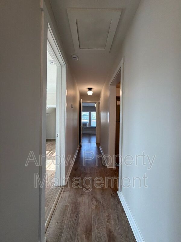 Building Photo - 1459 Plum St