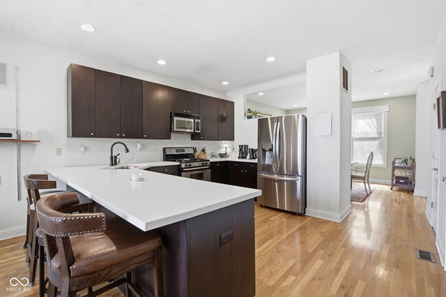 Building Photo - 228 E St Joseph St