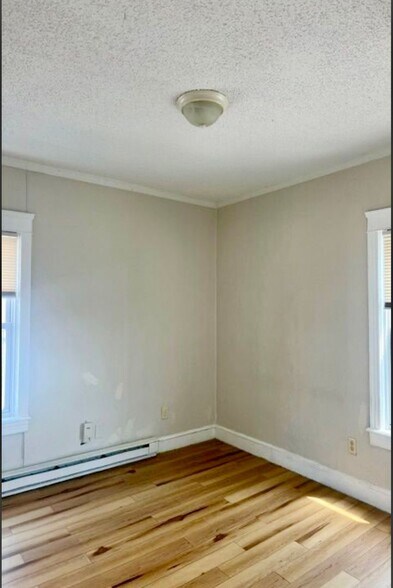 Building Photo - 168 Whitehall St