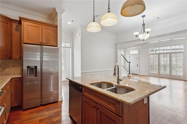 Building Photo - 24 Buford Village Walk