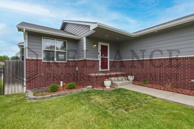 Building Photo - 1726 Black Oak Ct