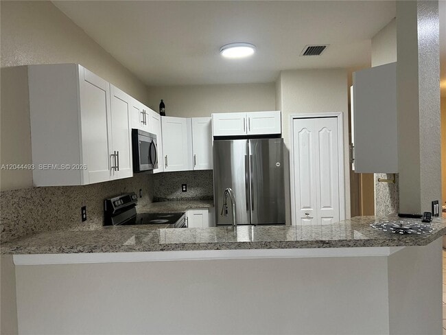 Building Photo - 2313 Shoma Ln
