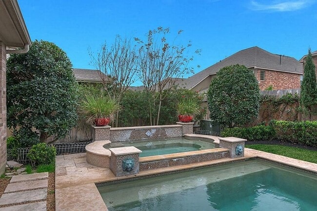 Building Photo - 9422 Cheslyn Ct