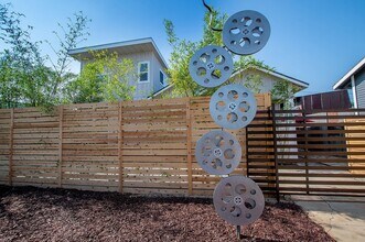 Building Photo - Boyle Heights Stunning Modern Farmhouse
