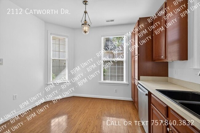 Building Photo - 2112 Catworth Dr