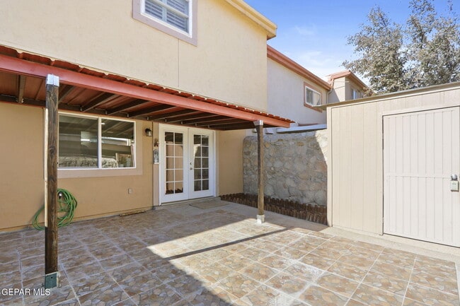 Building Photo - 219 Maricopa Dr