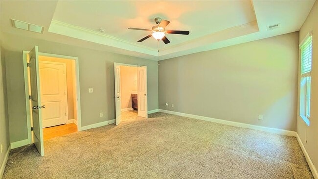 Building Photo - 4780 Lost Creek Dr