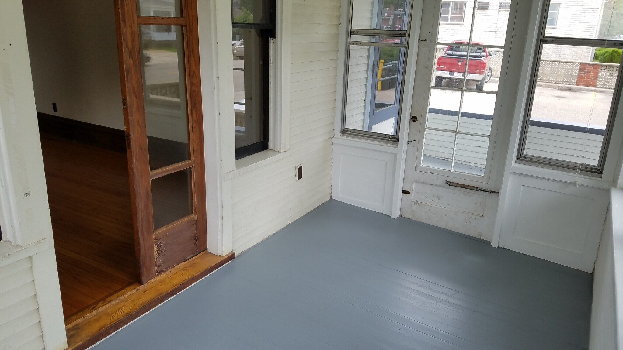 Building Photo - 532 W Wilson St