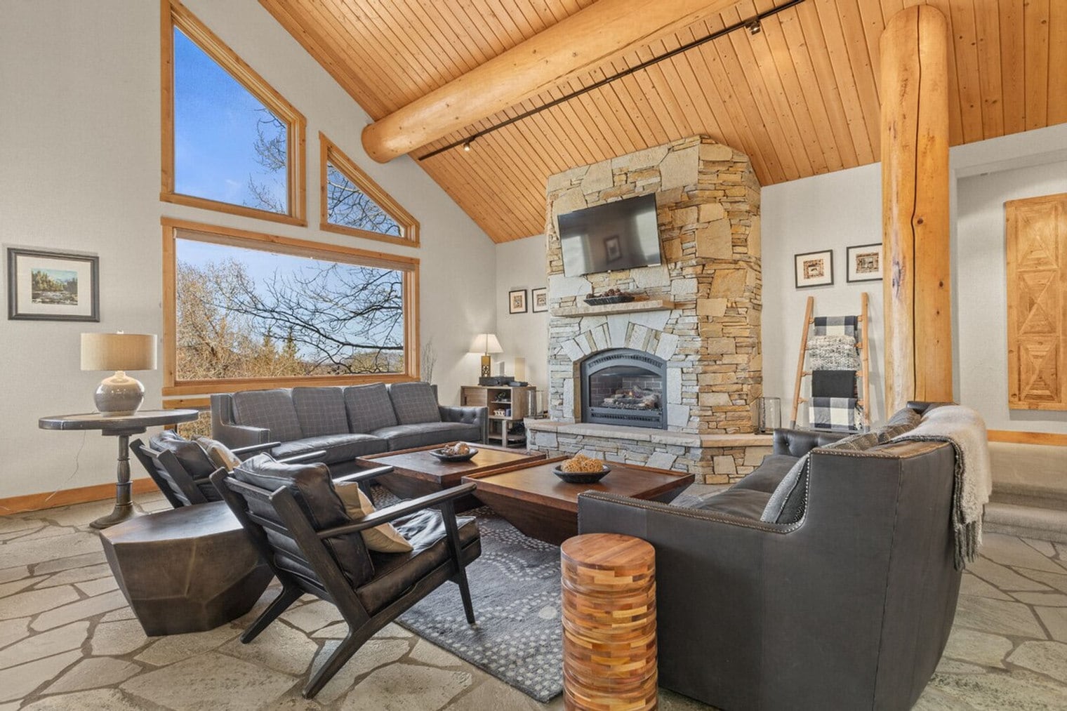 Building Photo - 2612 Ski Trail Ln